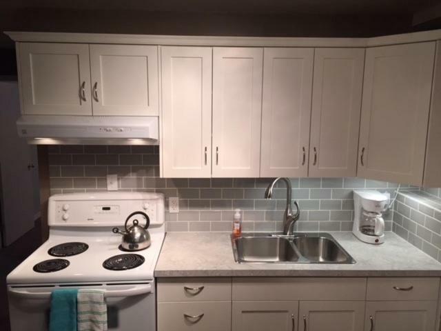 Newly Renovated Basement Suite! Lethbridge Kültér fotó