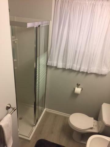 Newly Renovated Basement Suite! Lethbridge Kültér fotó